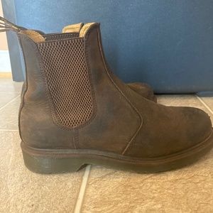 Dr Martens Crazy Horse Chelsea Boot
